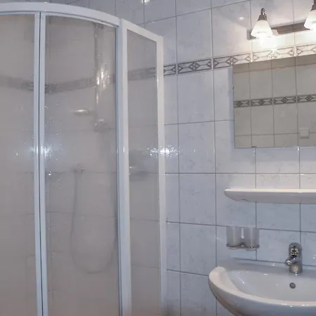 Julian Апартаменты *